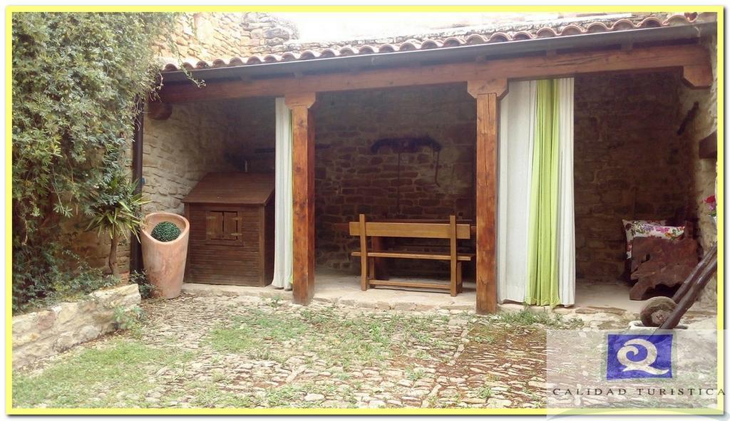 Barásoain Casa Rural Casa Julito מראה חיצוני תמונה